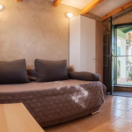 App Luka-we Nature. Vikendica Sveti Ivan (Istria)