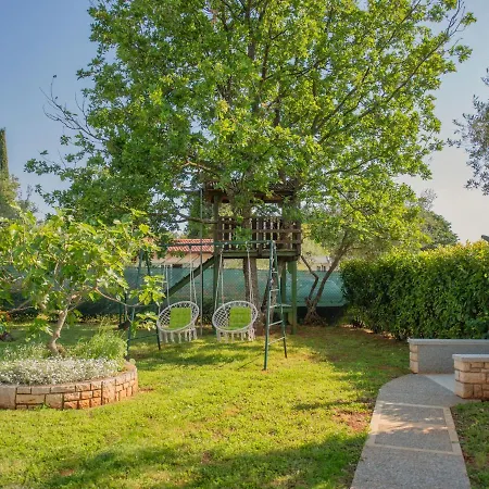 Дом отдыха App Luka-we Nature. Sveti Ivan (Istria)